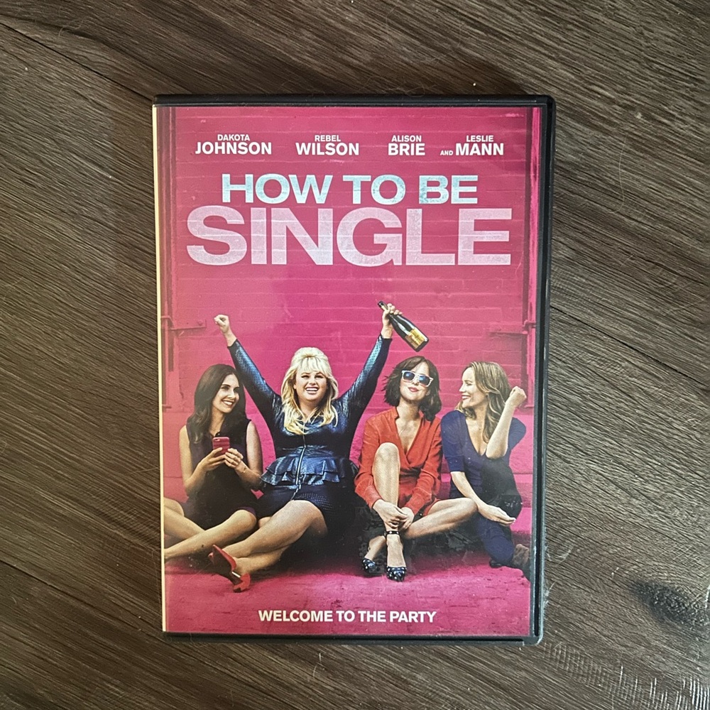 How to Be Single DVD